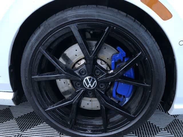Thumbnail: 2023 Volkswagen Golf - 15