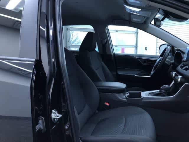 Thumbnail: 2023 Toyota RAV4 - 22