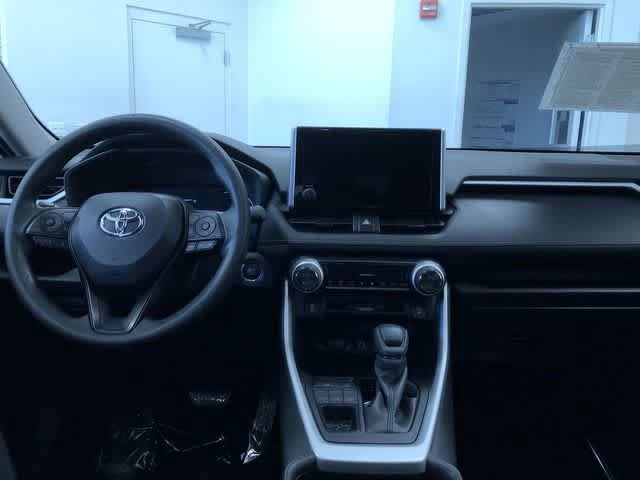 Thumbnail: 2025 Toyota RAV4 - 17
