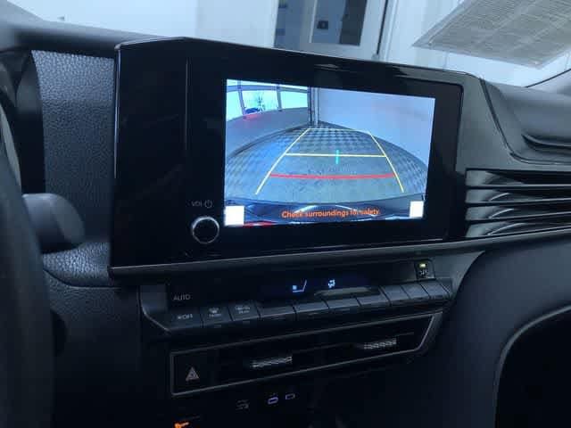 Thumbnail: 2025 Toyota Camry - 28