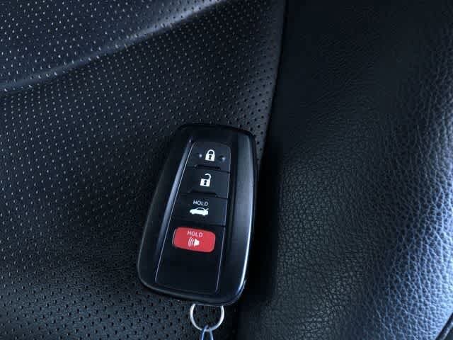 Thumbnail: 2022 Toyota Camry - 24