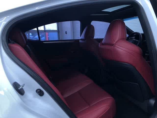 Thumbnail: 2019 Lexus ES - 22