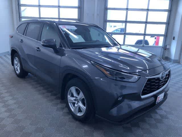 Thumbnail: 2024 Toyota Highlander - 38