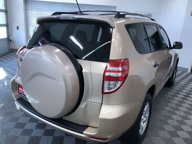 Thumbnail: 2011 Toyota RAV4 - 23