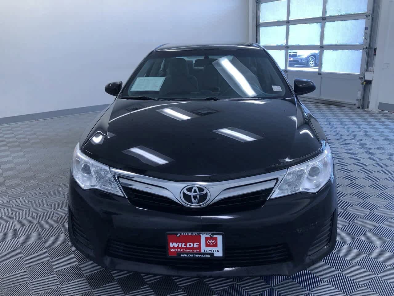 Thumbnail: 2014 Toyota Camry - 14
