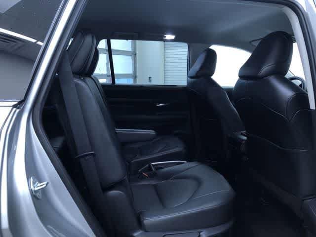 Thumbnail: 2025 Toyota Grand Highlander - 23