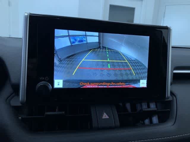 Thumbnail: 2025 Toyota RAV4 - 27