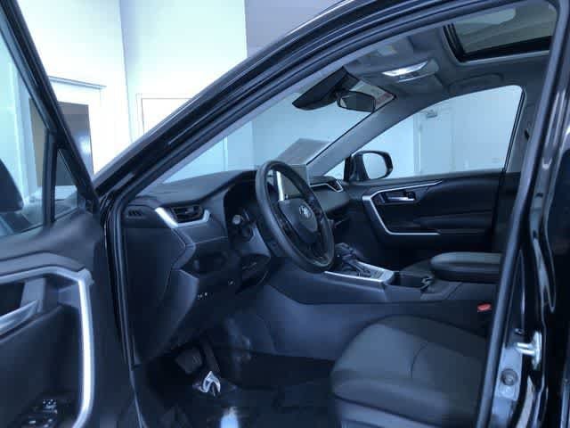 Thumbnail: 2025 Toyota RAV4 - 10