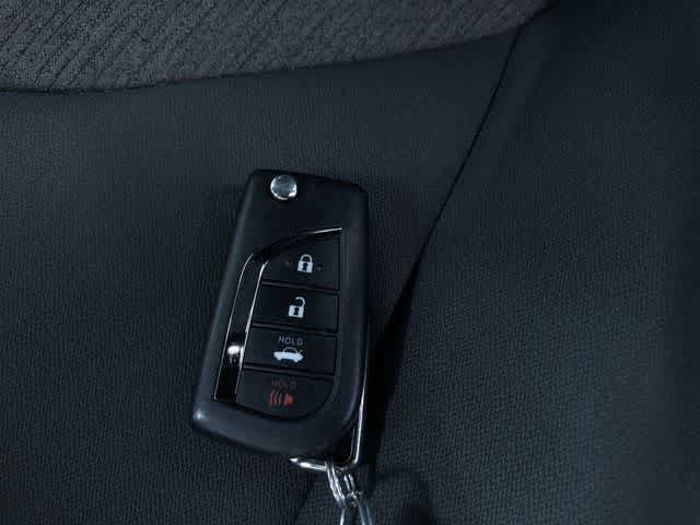 Thumbnail: 2023 Toyota Camry - 31