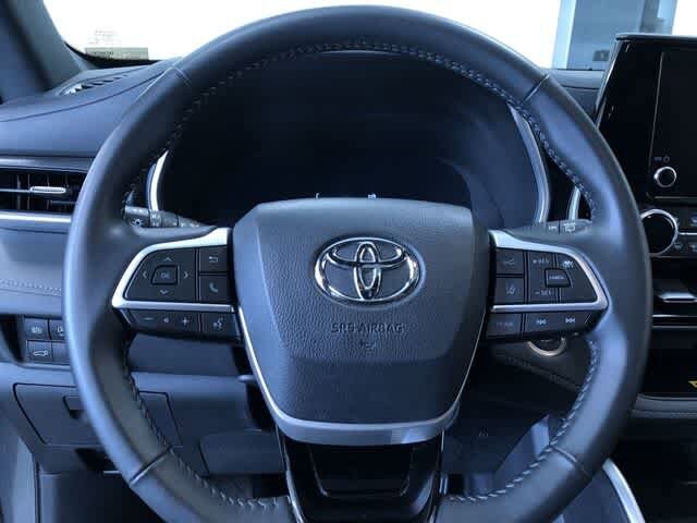 Thumbnail: 2025 Toyota Highlander - 25