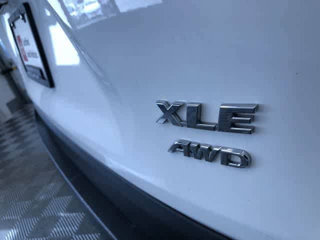 Thumbnail: 2025 Toyota RAV4 - 15