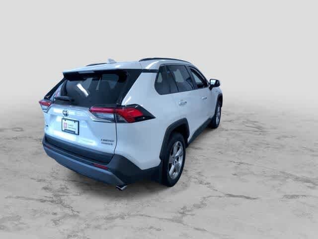 Thumbnail: 2020 Toyota RAV4 - 9