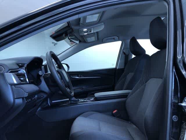2026 Toyota Camry LE - Photo 21