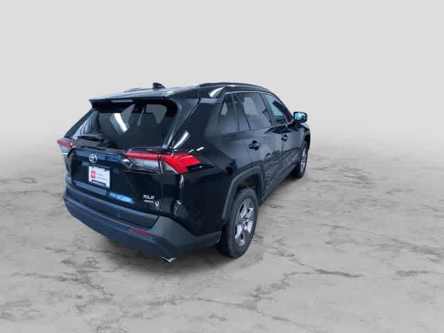 Thumbnail: 2025 Toyota RAV4 - 9