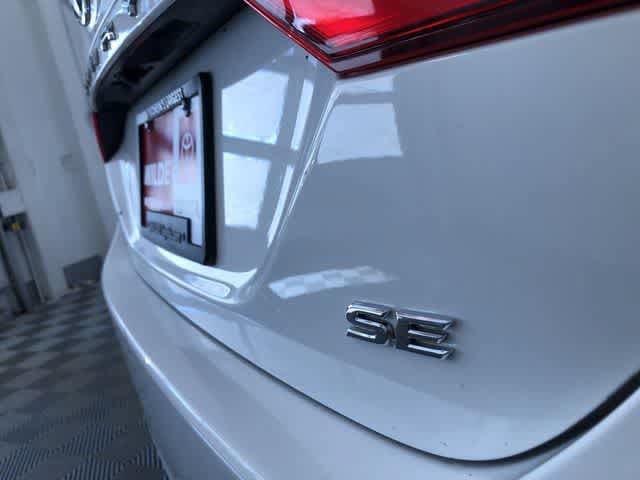 Thumbnail: 2024 Toyota Camry - 16