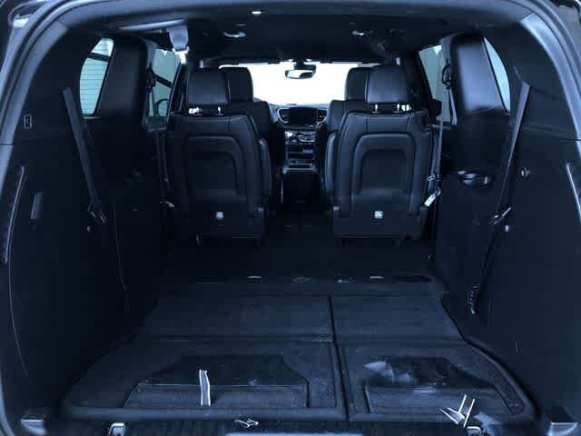 Thumbnail: 2025 Chrysler Pacifica - 31