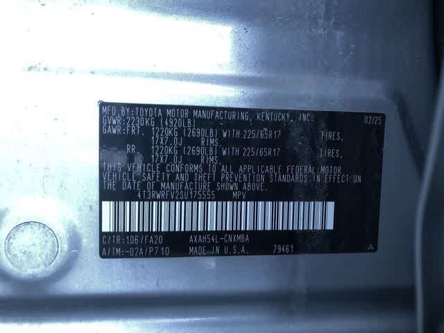 Thumbnail: 2025 Toyota RAV4 - 34