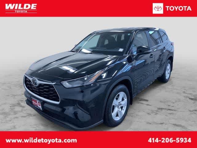 2023 Toyota Highlander L's photo