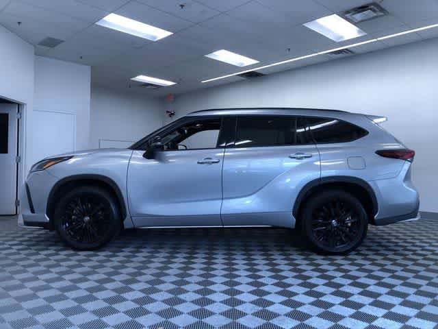 Thumbnail: 2025 Toyota Highlander - 11