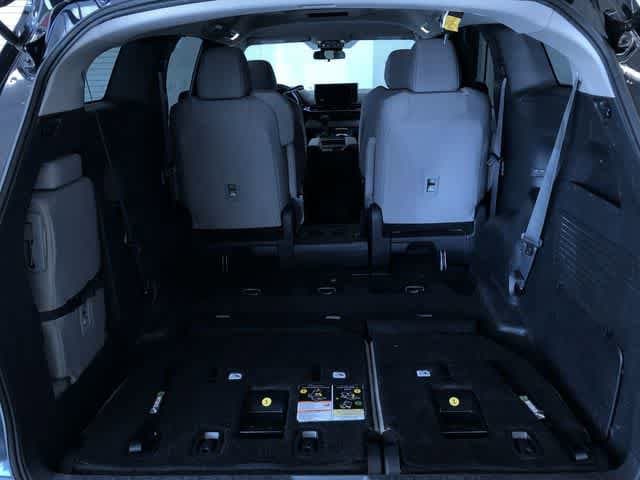 Thumbnail: 2025 Toyota Sienna - 34