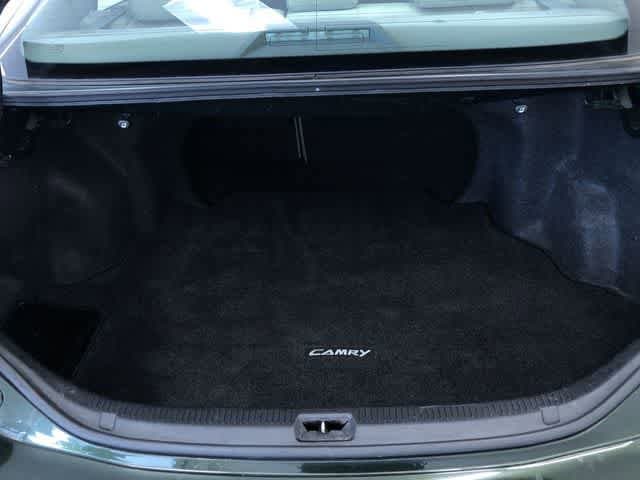 Thumbnail: 2011 Toyota Camry - 36
