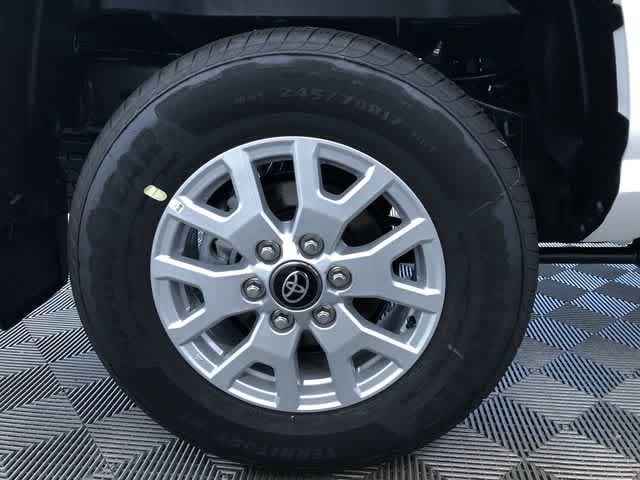 Thumbnail: 2025 Toyota Tacoma - 10