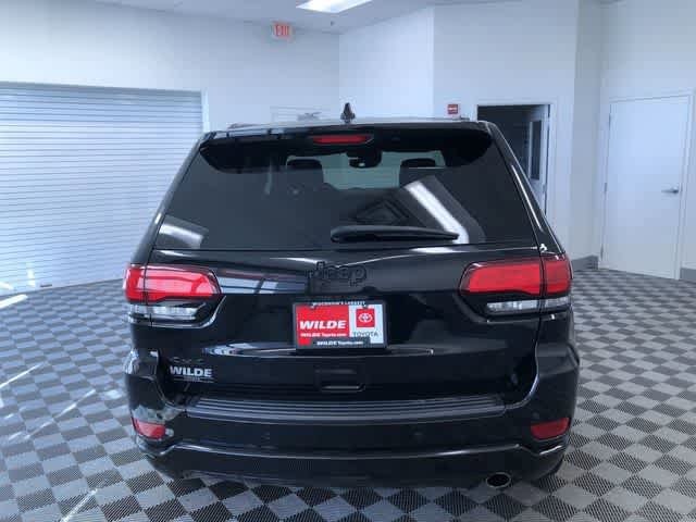 Thumbnail: 2020 Jeep Grand Cherokee - 14