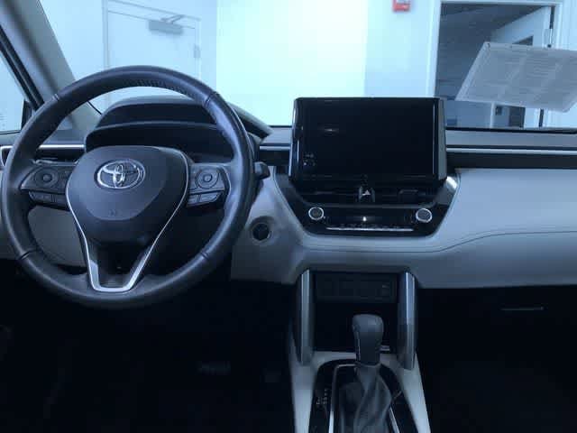 Thumbnail: 2023 Toyota Corolla Cross - 18
