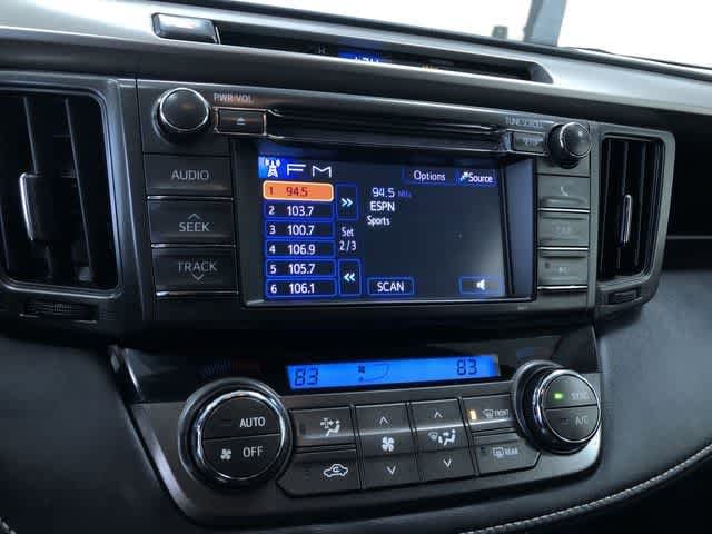 Thumbnail: 2013 Toyota RAV4 - 21