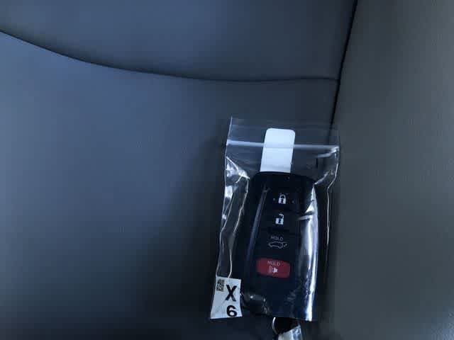 Thumbnail: 2025 Toyota RAV4 - 32