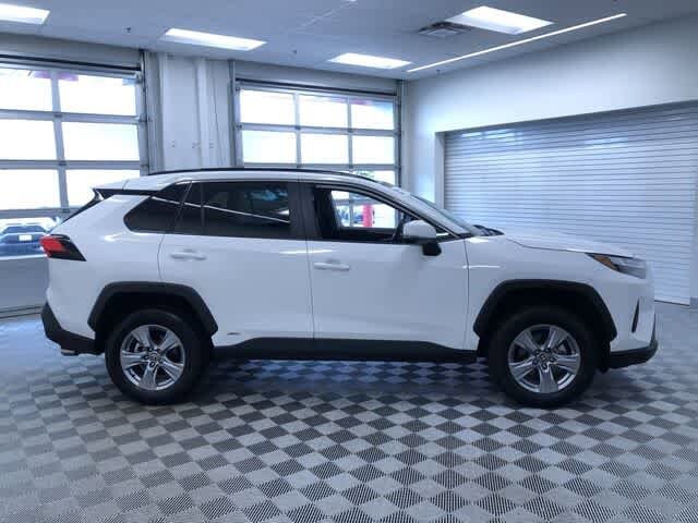 Thumbnail: 2025 Toyota RAV4 - 35