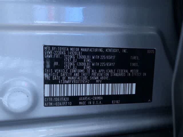 Thumbnail: 2025 Toyota RAV4 - 34