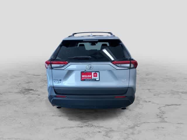 Thumbnail: 2022 Toyota RAV4 - 8