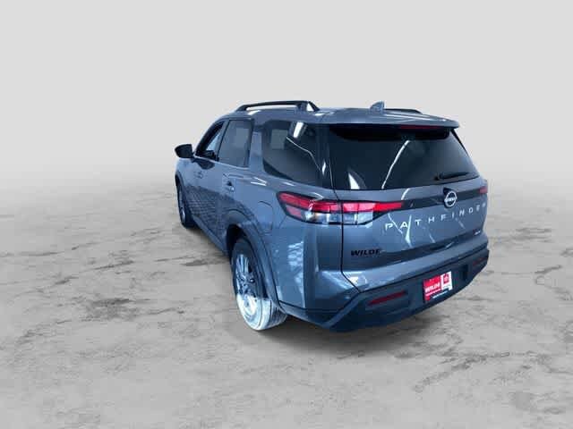 Thumbnail: 2025 Nissan Pathfinder - 8
