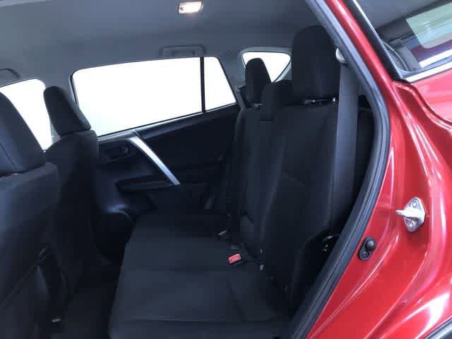 Thumbnail: 2015 Toyota RAV4 - 21