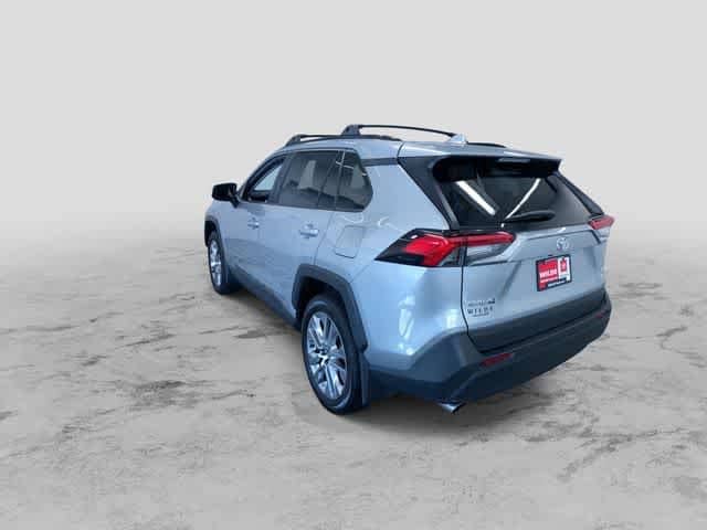 Thumbnail: 2022 Toyota RAV4 - 7