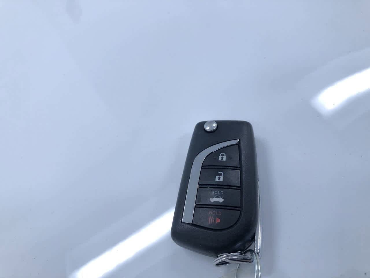 2024 Toyota Camry LE 32