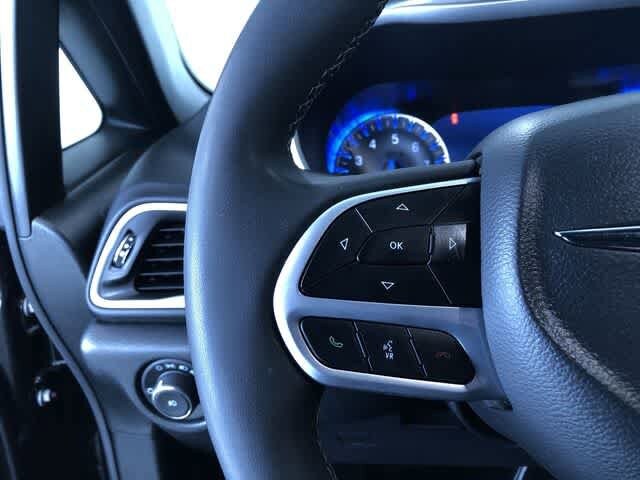 Thumbnail: 2025 Chrysler Pacifica - 26