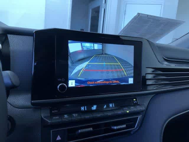 Thumbnail: 2025 Toyota Camry - 29