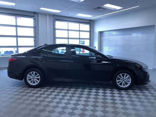 Thumbnail: 2026 Toyota Camry - 33