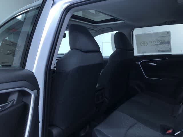 Thumbnail: 2025 Toyota RAV4 - 19