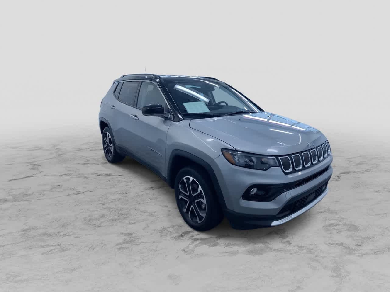 Thumbnail: 2022 Jeep Compass - 3