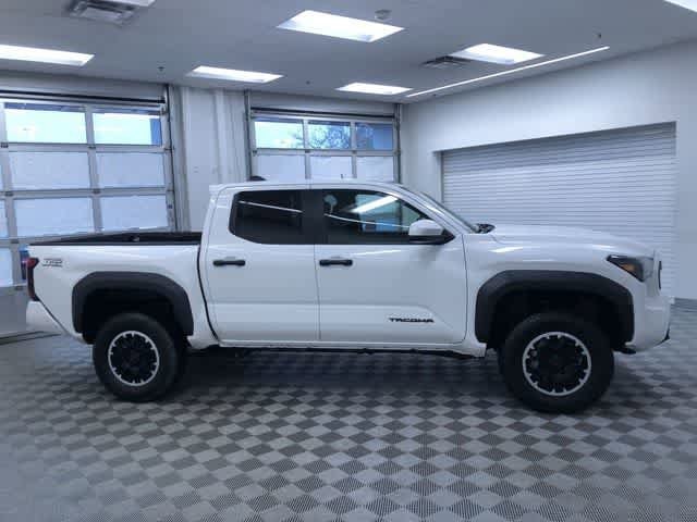Thumbnail: 2024 Toyota Tacoma - 7