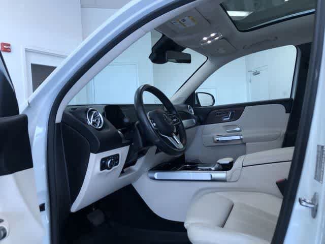 Thumbnail: 2021 Mercedes-Benz GLB - 10