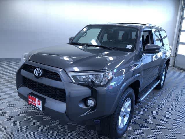 Thumbnail: 2017 Toyota 4Runner - 17