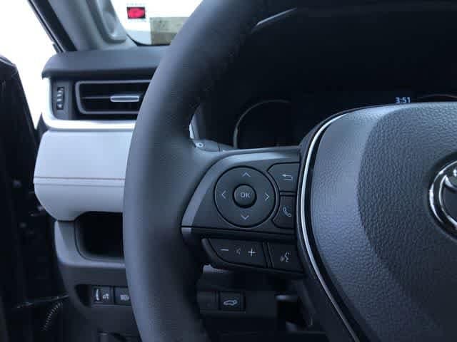 Thumbnail: 2025 Toyota RAV4 - 25