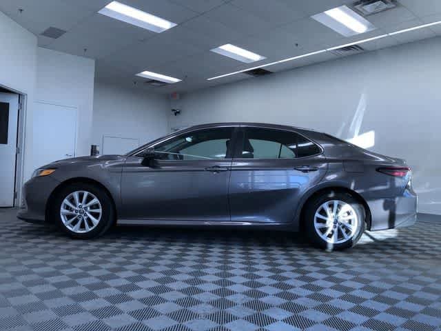 Thumbnail: 2023 Toyota Camry - 11