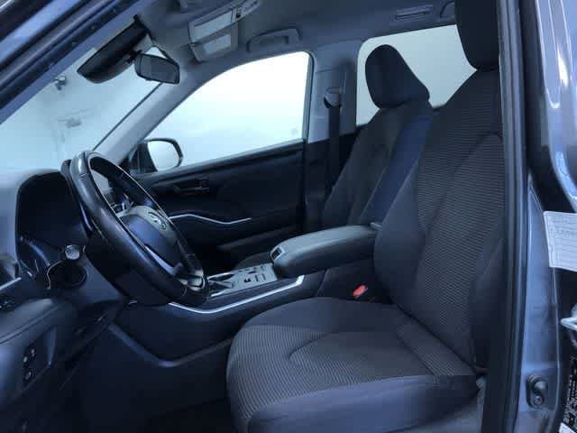 Thumbnail: 2024 Toyota Highlander - 18