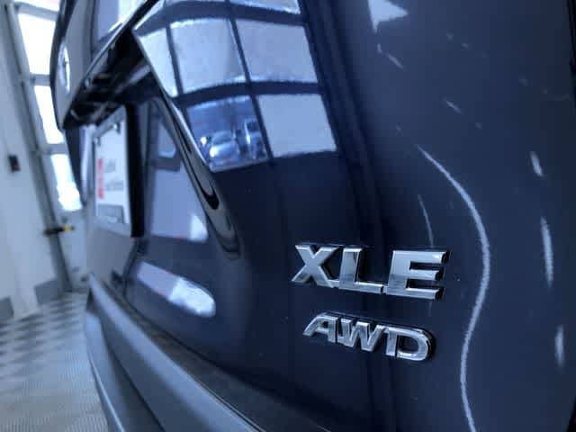 Thumbnail: 2025 Toyota RAV4 - 15