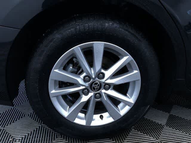 Thumbnail: 2025 Toyota Camry - 17